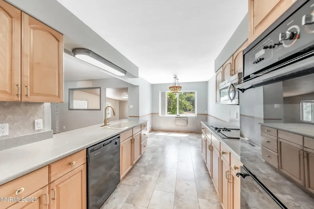 630 Sapphire Cricle Reno NV 89509