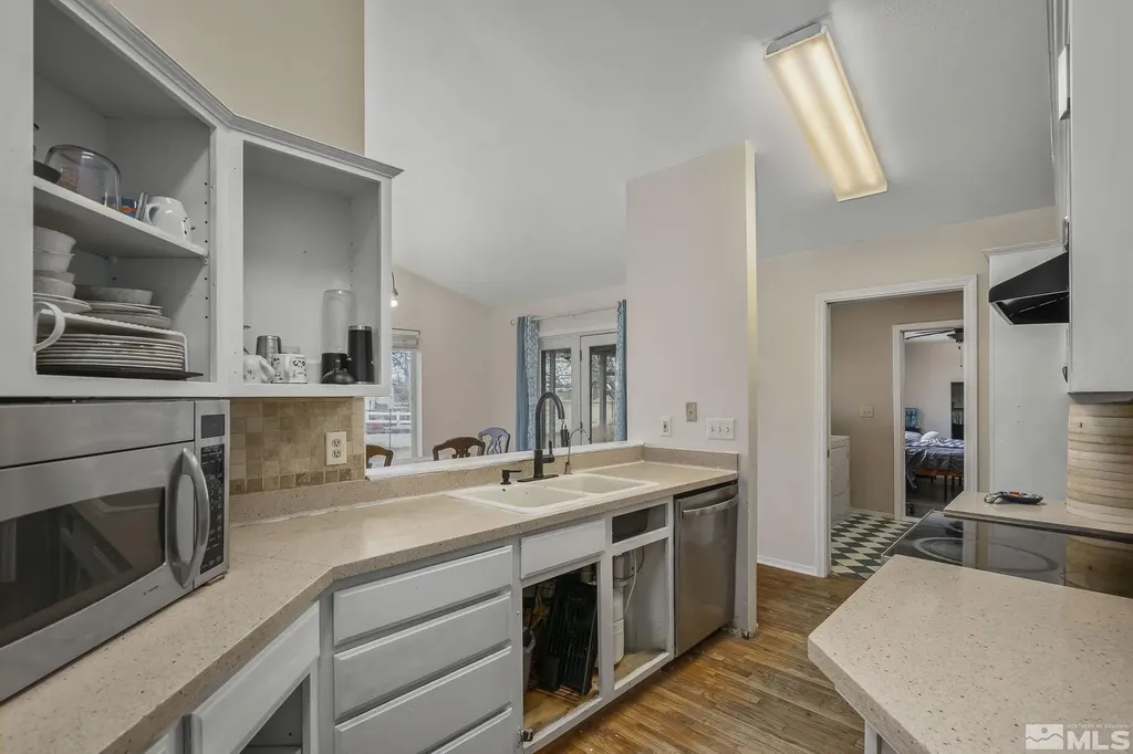 2106 Gummow Fallon NV 89406