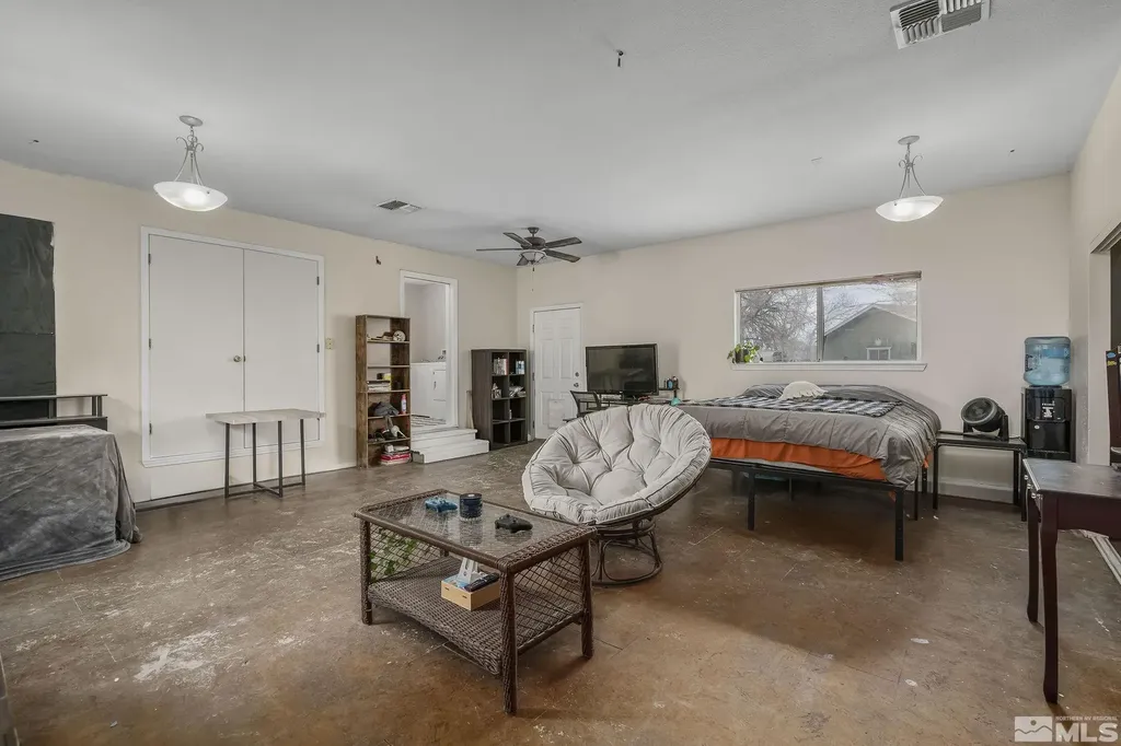 2106 Gummow Fallon NV 89406
