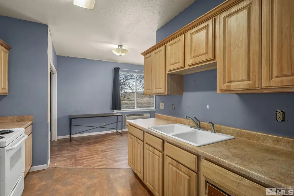 2106 Gummow Fallon NV 89406