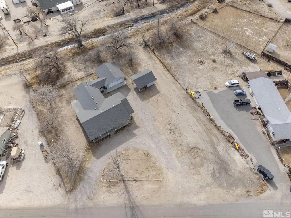 2106 Gummow Fallon NV 89406