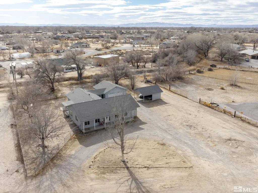 2106 Gummow Fallon NV 89406