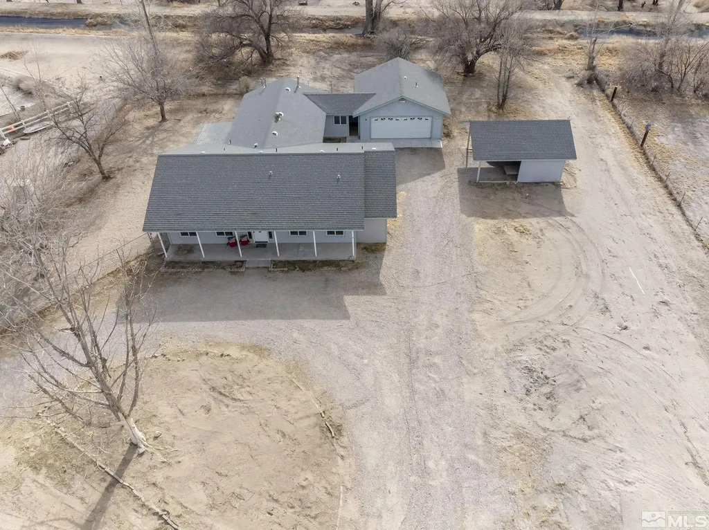 2106 Gummow Fallon NV 89406