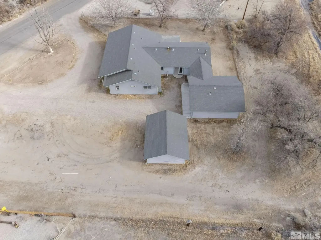 2106 Gummow Fallon NV 89406