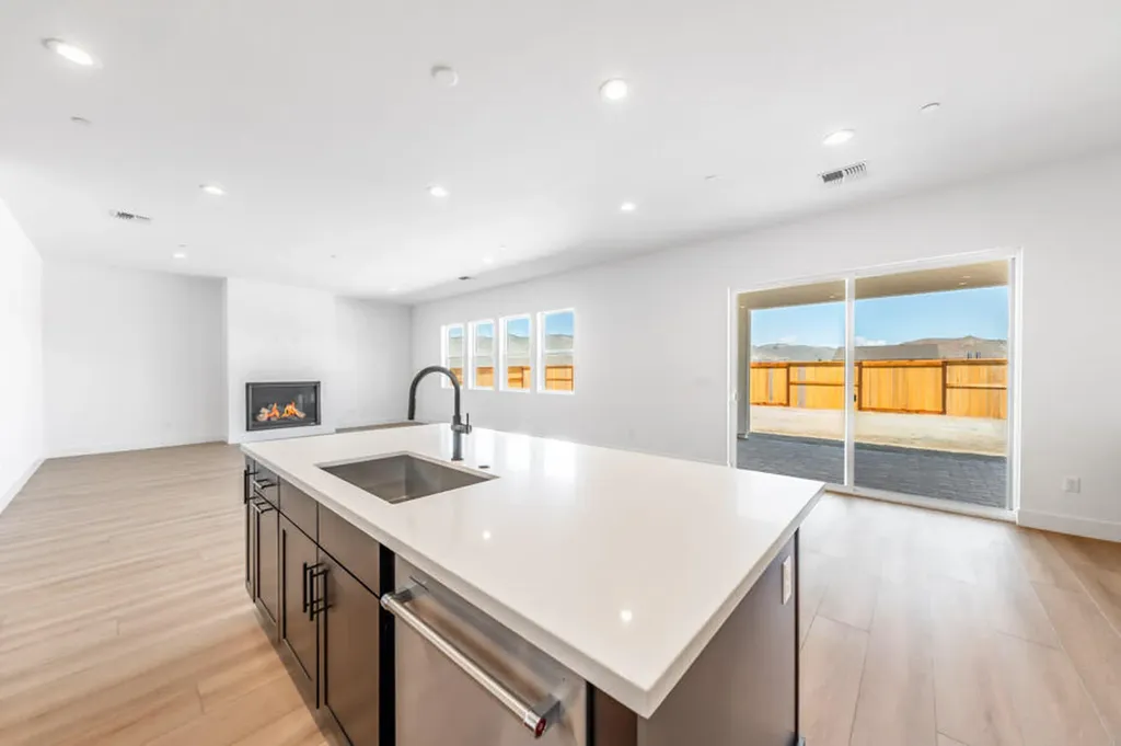 401 Pah Rah Ridge Sparks NV 89441