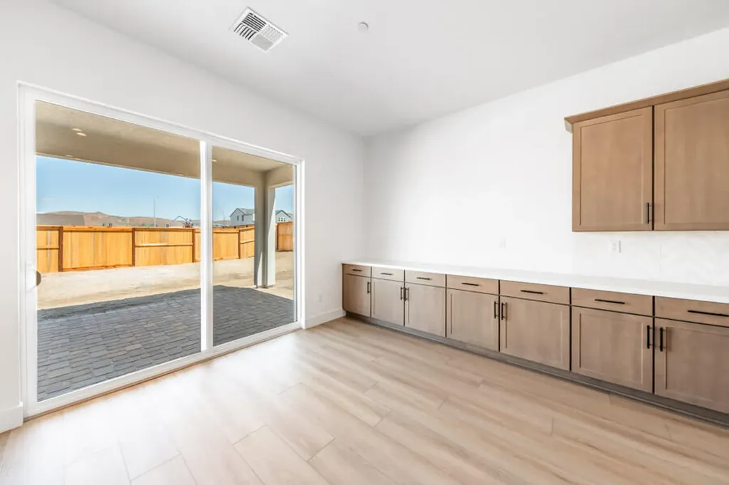 401 Pah Rah Ridge Sparks NV 89441