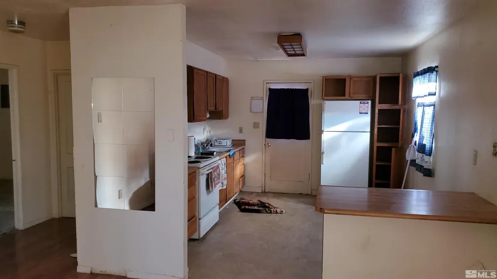 422 C Hawthorne NV 89415
