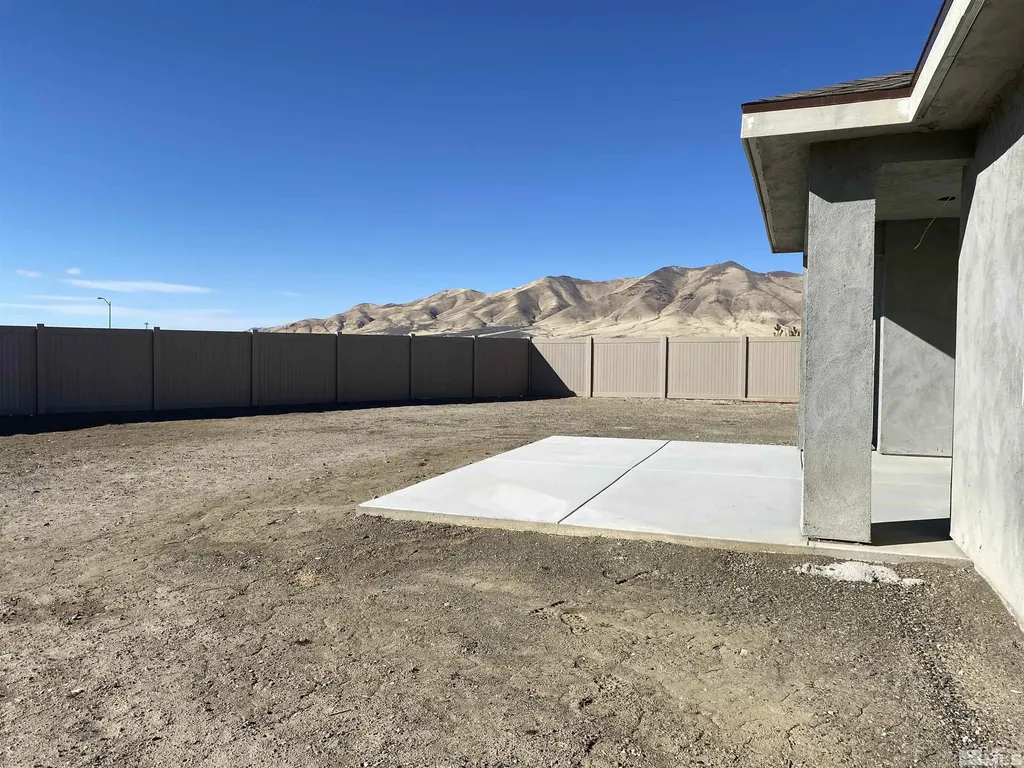 5950 Packsaddle Winnemucca NV 89445