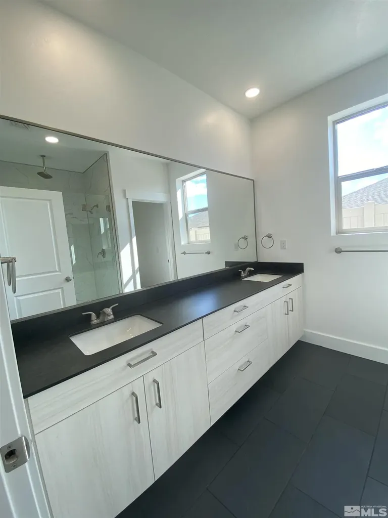 5950 Packsaddle Winnemucca NV 89445