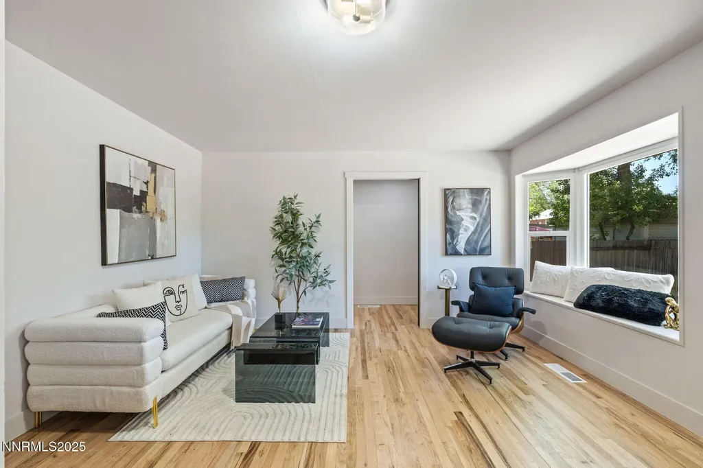 395 Chevy Chase Reno NV 89509