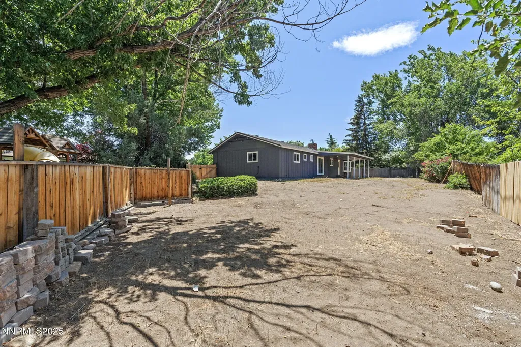 395 Chevy Chase Reno NV 89509
