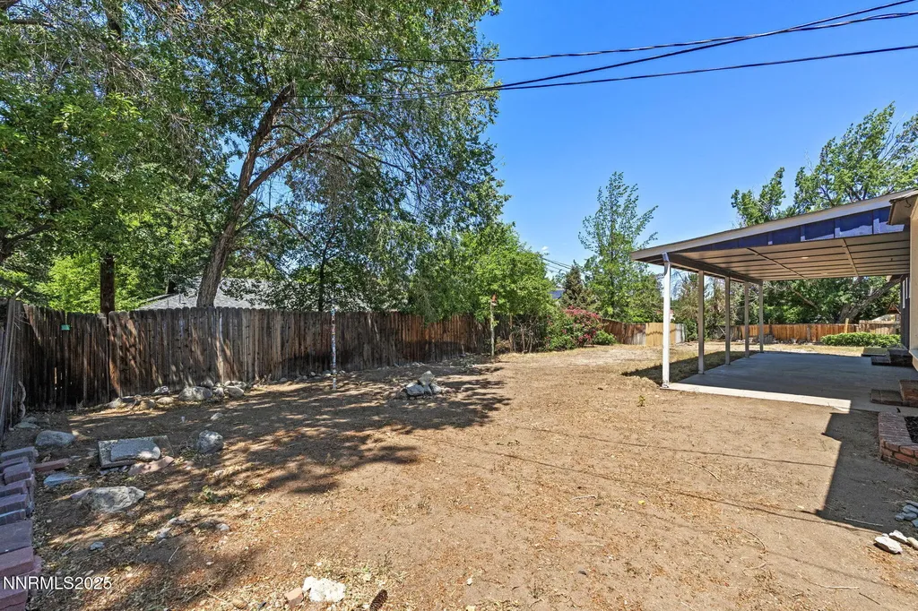 395 Chevy Chase Reno NV 89509