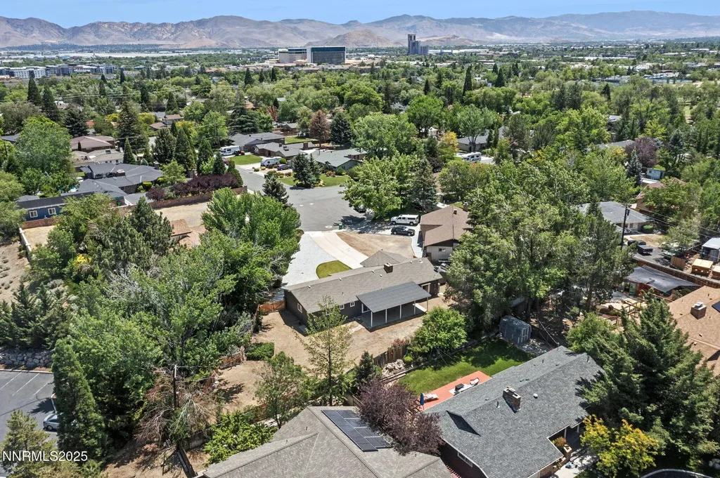 395 Chevy Chase Reno NV 89509