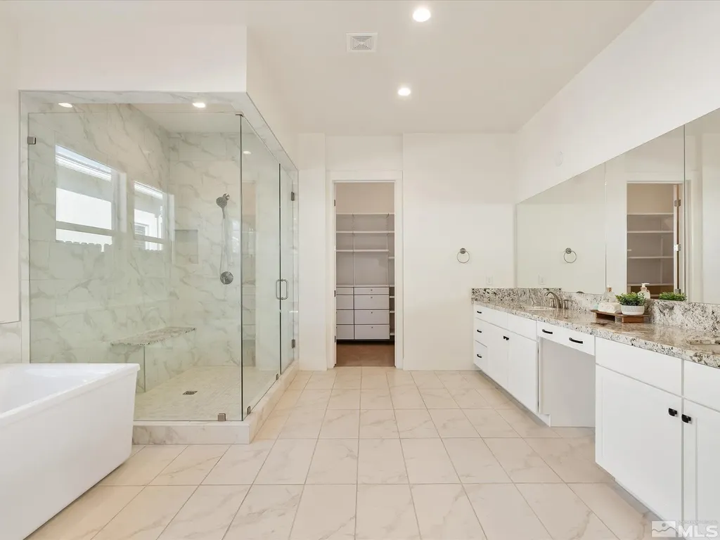 2481 Stonetrack Reno NV 89521