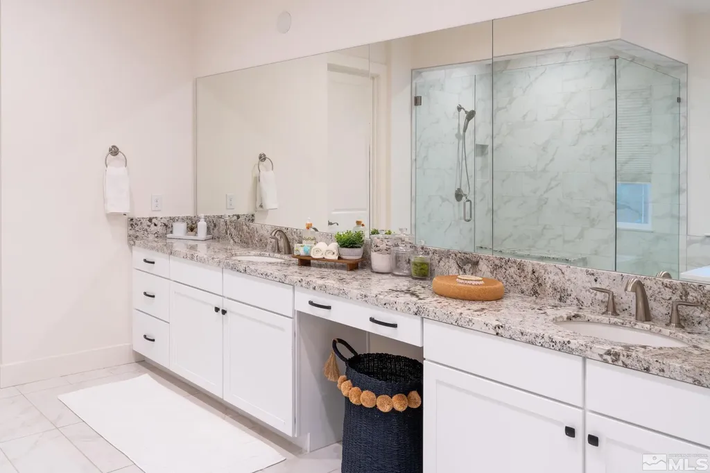2481 Stonetrack Reno NV 89521