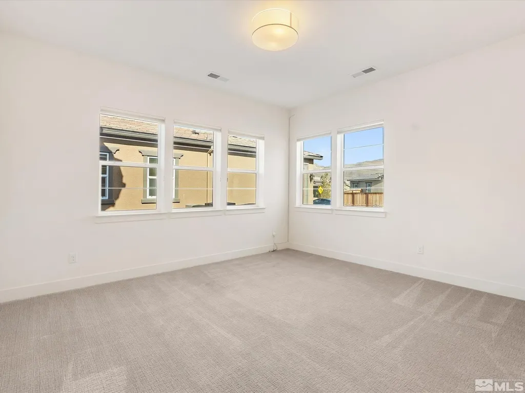2481 Stonetrack Reno NV 89521