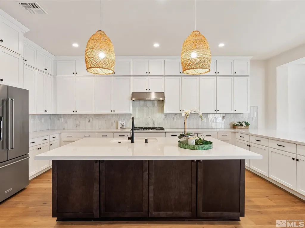 2481 Stonetrack Reno NV 89521