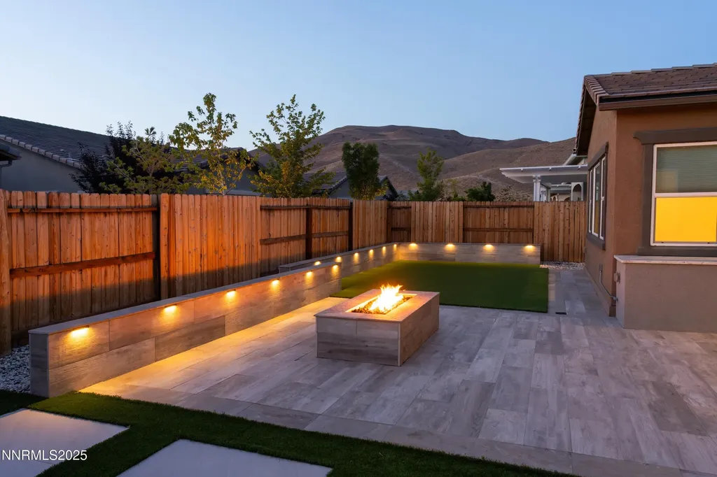 2481 Stonetrack Reno NV 89521