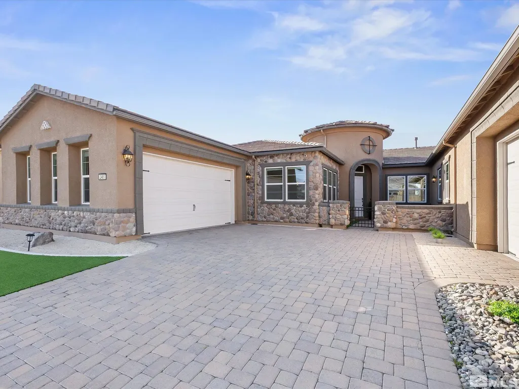 2481 Stonetrack Reno NV 89521