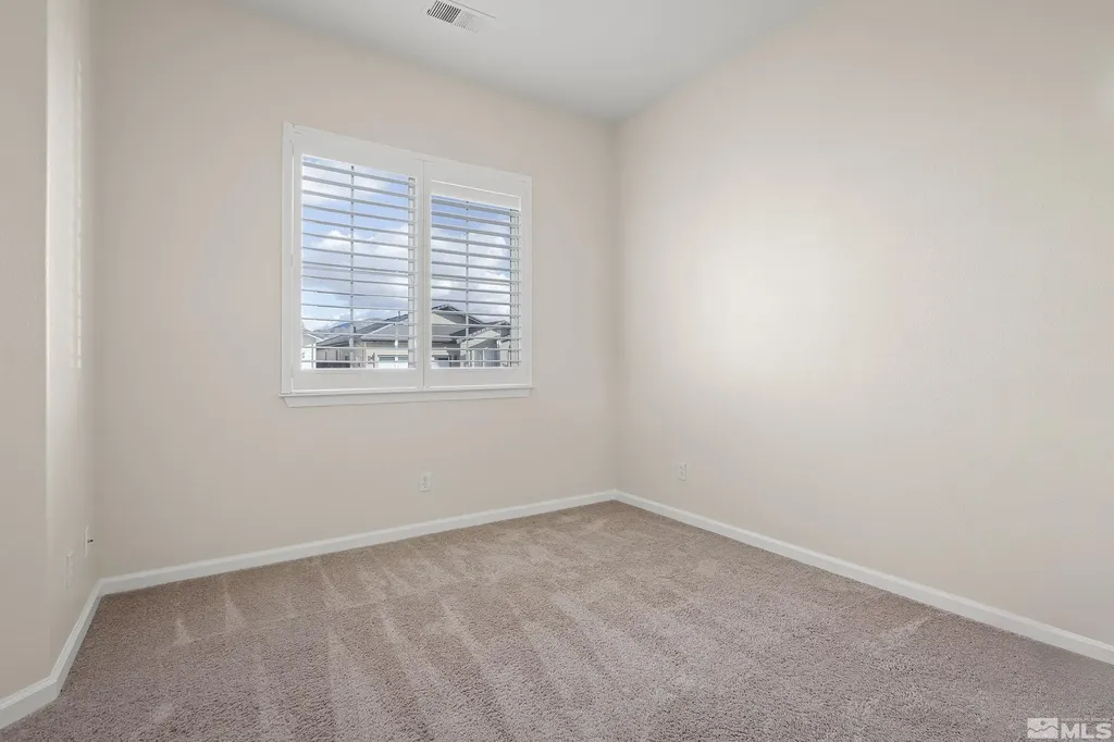 3492 Long Minden NV 89423
