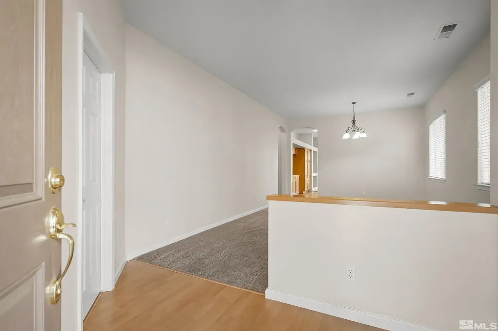 3492 Long Minden NV 89423