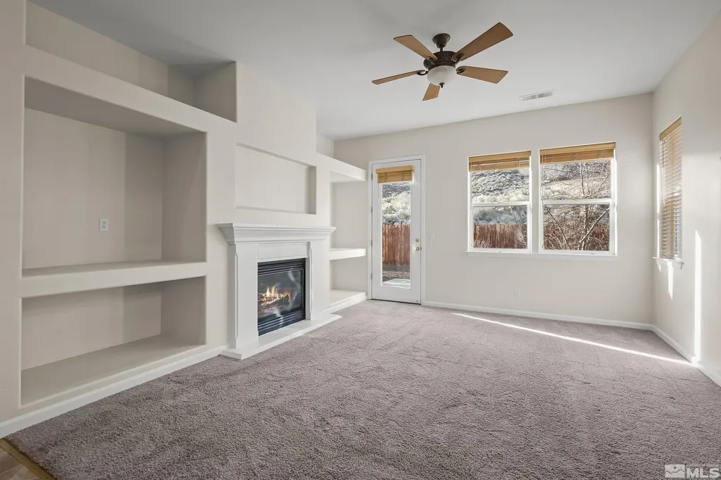 3492 Long Minden NV 89423