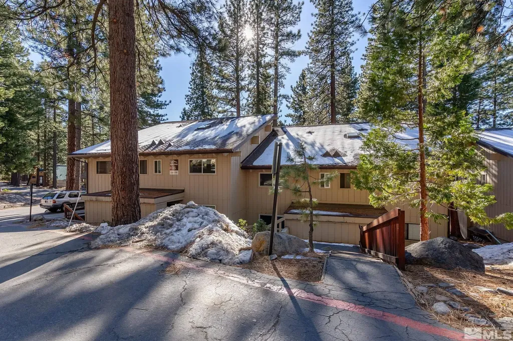 321 Ski Incline Village NV 89451
