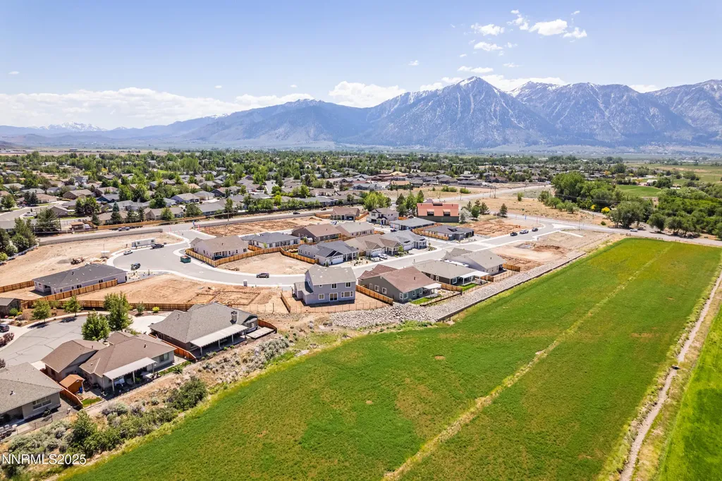 620 Sage Grouse Lp Gardnerville NV 89460