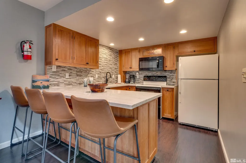 100 Lake Stateline NV 89449