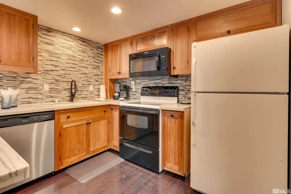 100 Lake Stateline NV 89449