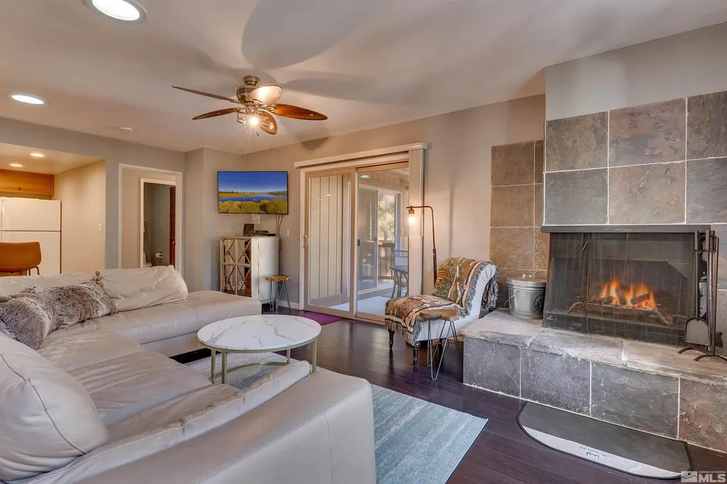 100 Lake Stateline NV 89449