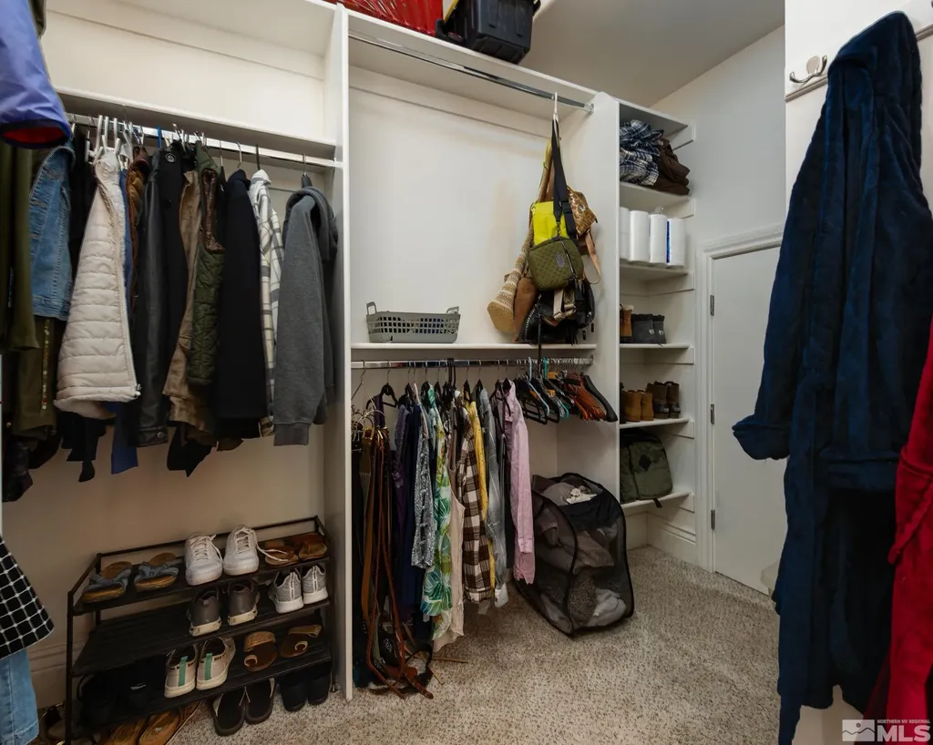 391 Angelina Wellington NV 89444