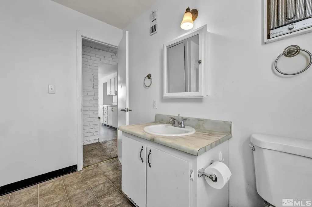 3939 Clear Acre Reno NV 89512