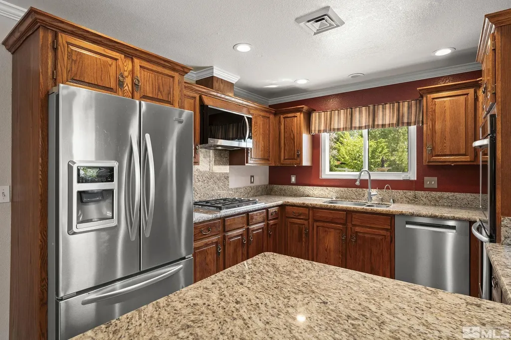 930 Spanish Springs Sparks NV 89434
