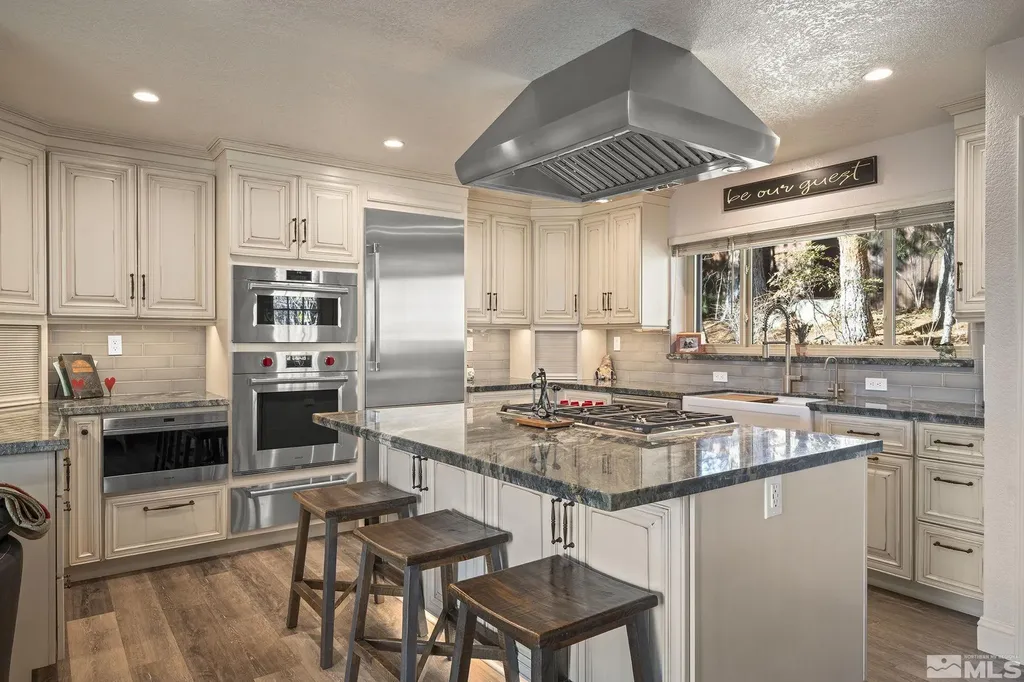 930 Spanish Springs Sparks NV 89434