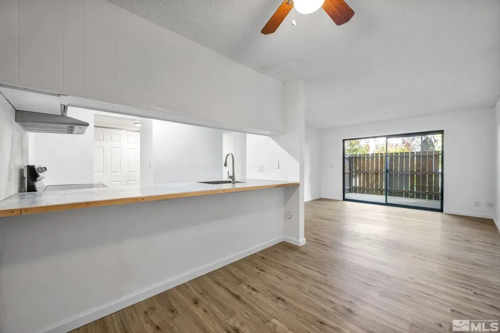 2700 Plumas Reno NV 89509