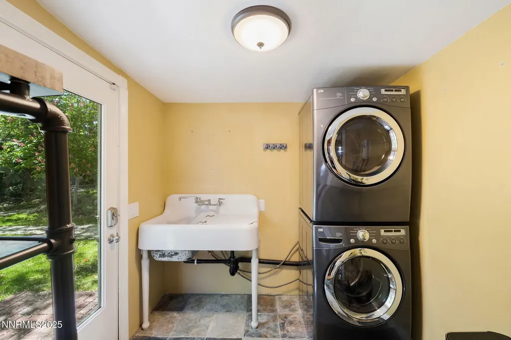1555 Marsh Reno NV 89509
