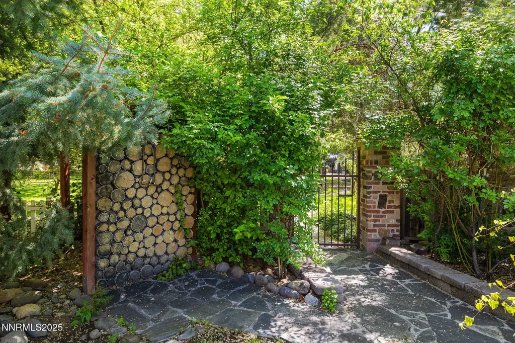 1555 Marsh Reno NV 89509