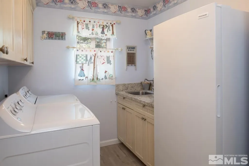 1415 Sioux Reno NV 89521