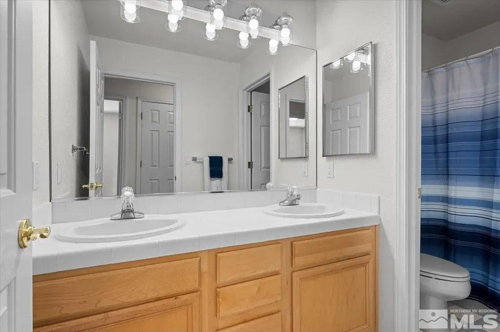 15524 Quicksilver Reno NV 89511