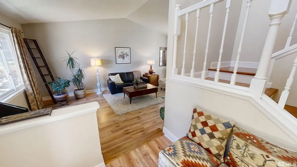 5166 Palo Alto Sparks NV 89436
