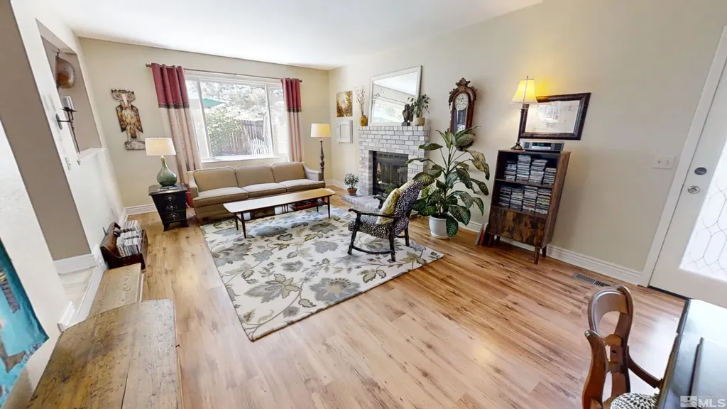 5166 Palo Alto Sparks NV 89436