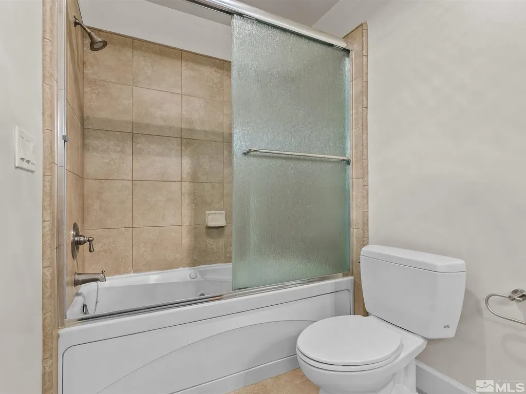 450 Arlington 1404 Reno NV 89503