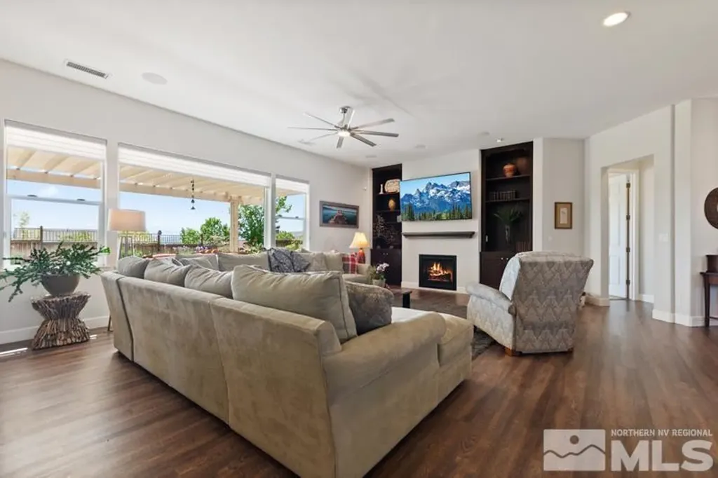 540 Shady Valley Sparks NV 89441