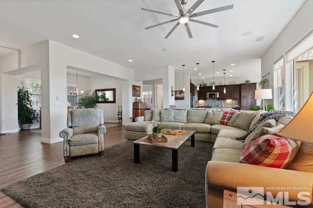 540 Shady Valley Sparks NV 89441