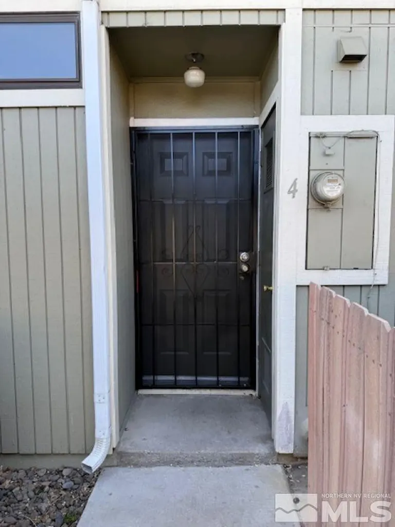 855 Nutmeg Reno NV 89502