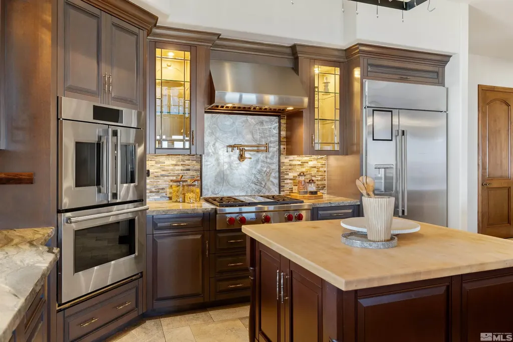 12360 High Vista Reno NV 89511