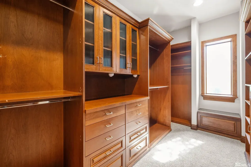 12360 High Vista Reno NV 89511