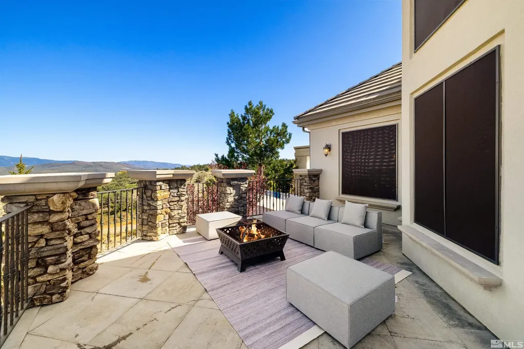 12360 High Vista Reno NV 89511