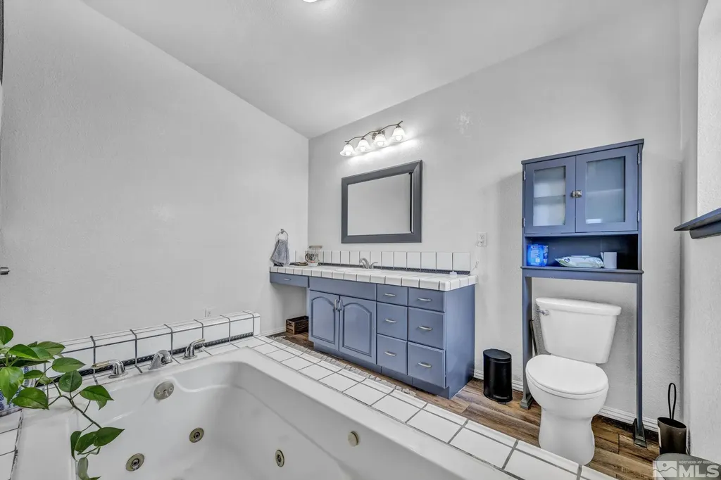 10205 Shenandoah Reno NV 89508